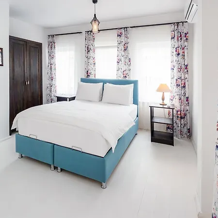 Quarante Ev Apartament *